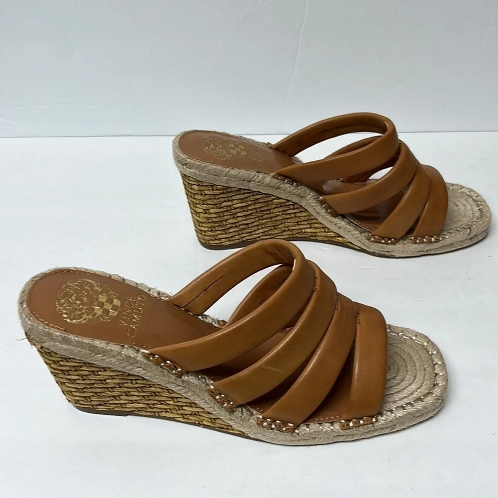 VINCE Camuto Women's Molisana Espadrille Wedge Sandal light cognac super soft